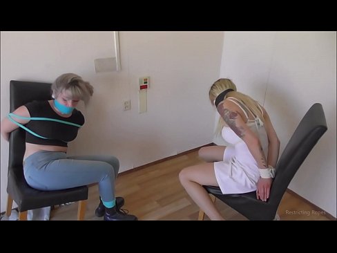 ❤️ Akapindwa muropa / akasungwa uye akasungwa / musikana ari mukutambudzika kwatiri sn.com-full-porner.ru ❌❤